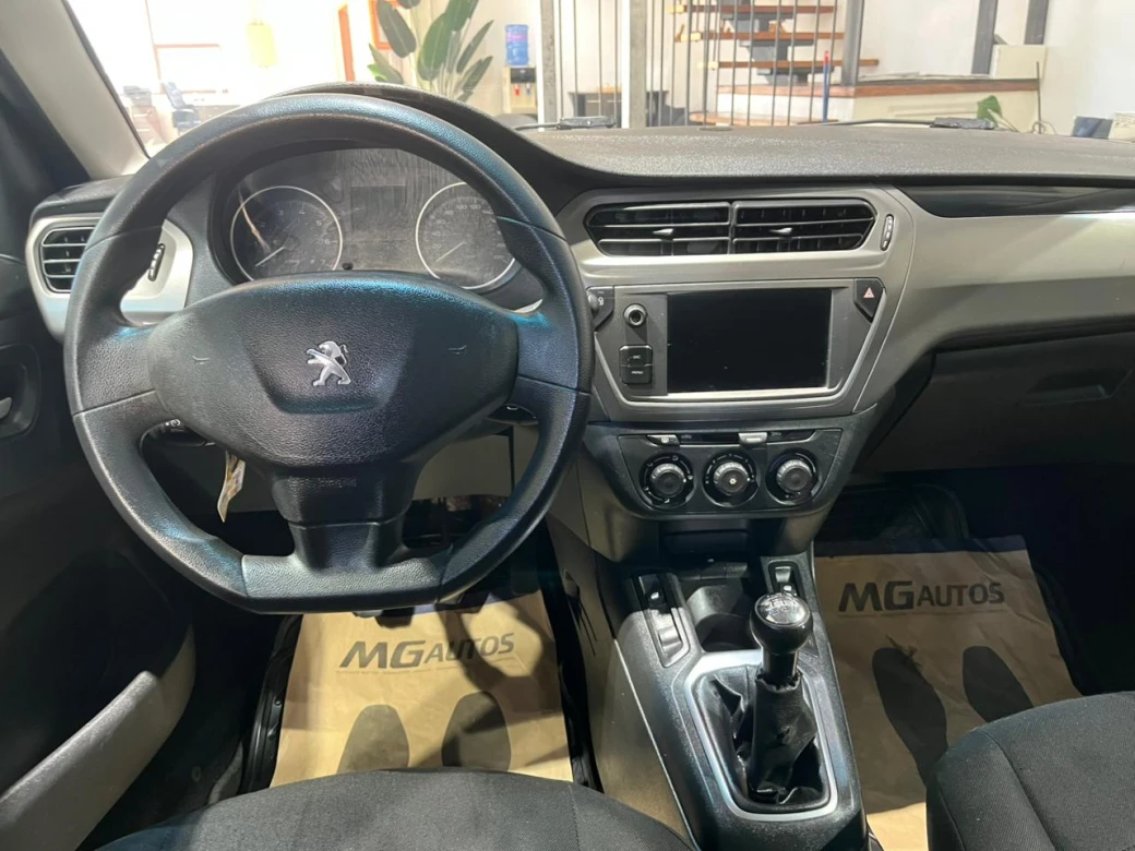 imagen 0 de vehiculo con id 2197